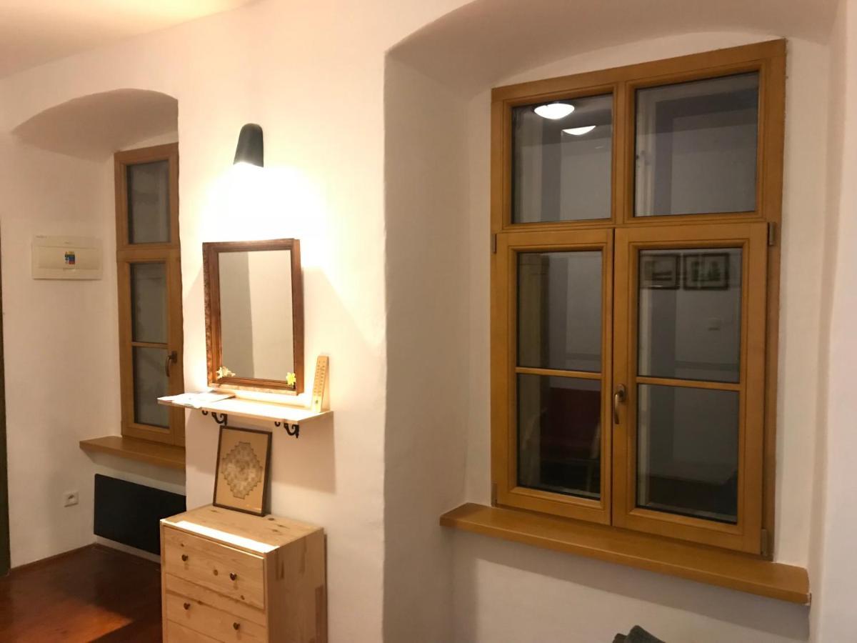 Apartman V Zltom Dome Banska Stiavnica Exterior photo
